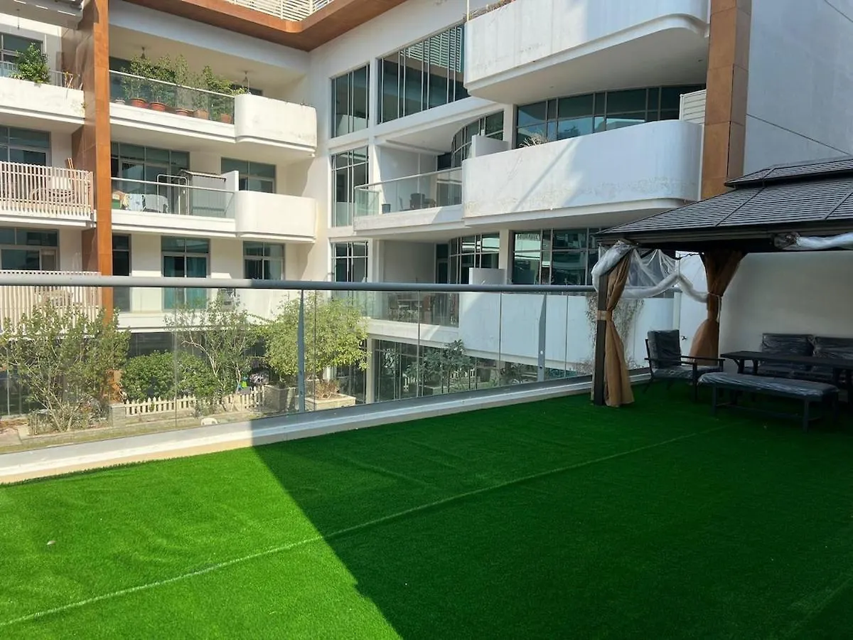 Jumeirah Village Circle Jvc One Bedroom Luxurious Apartment Dubai United Arab Emirates